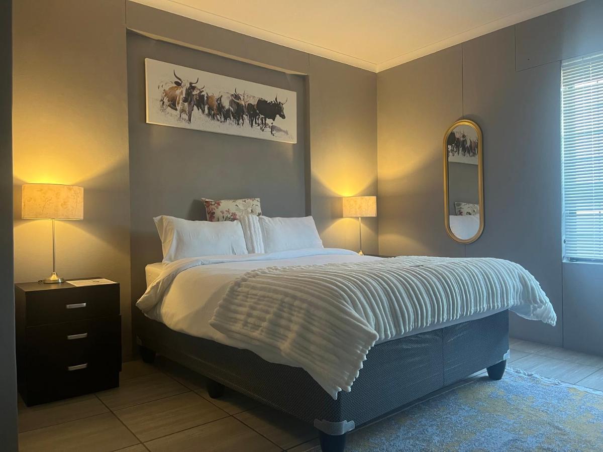 Апартаменти Otis Self Catering Волфіш-Бей Екстер'єр фото